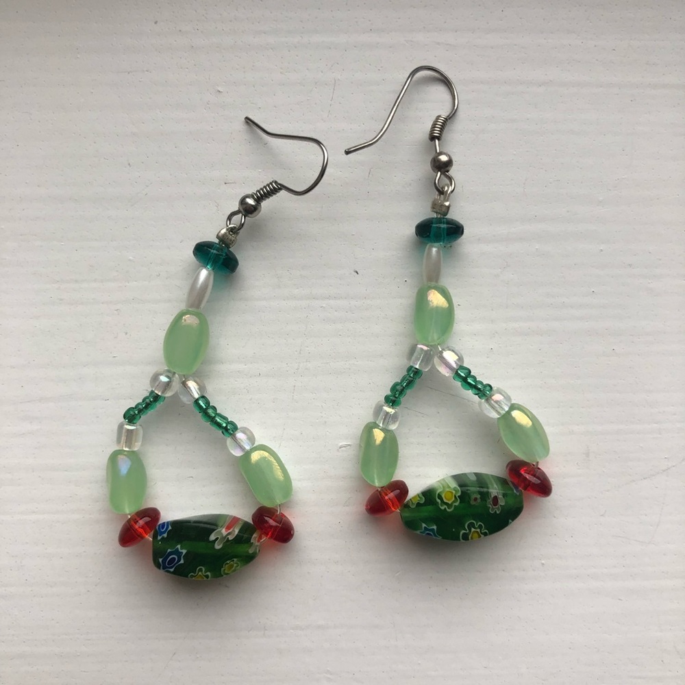 Boho green & red beaded drop earrings - Picture 6 of 6